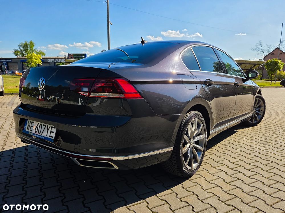 Volkswagen Passat 2.0 TSI Elegance DSG - 4