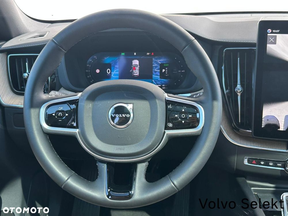 Volvo XC 60 - 38