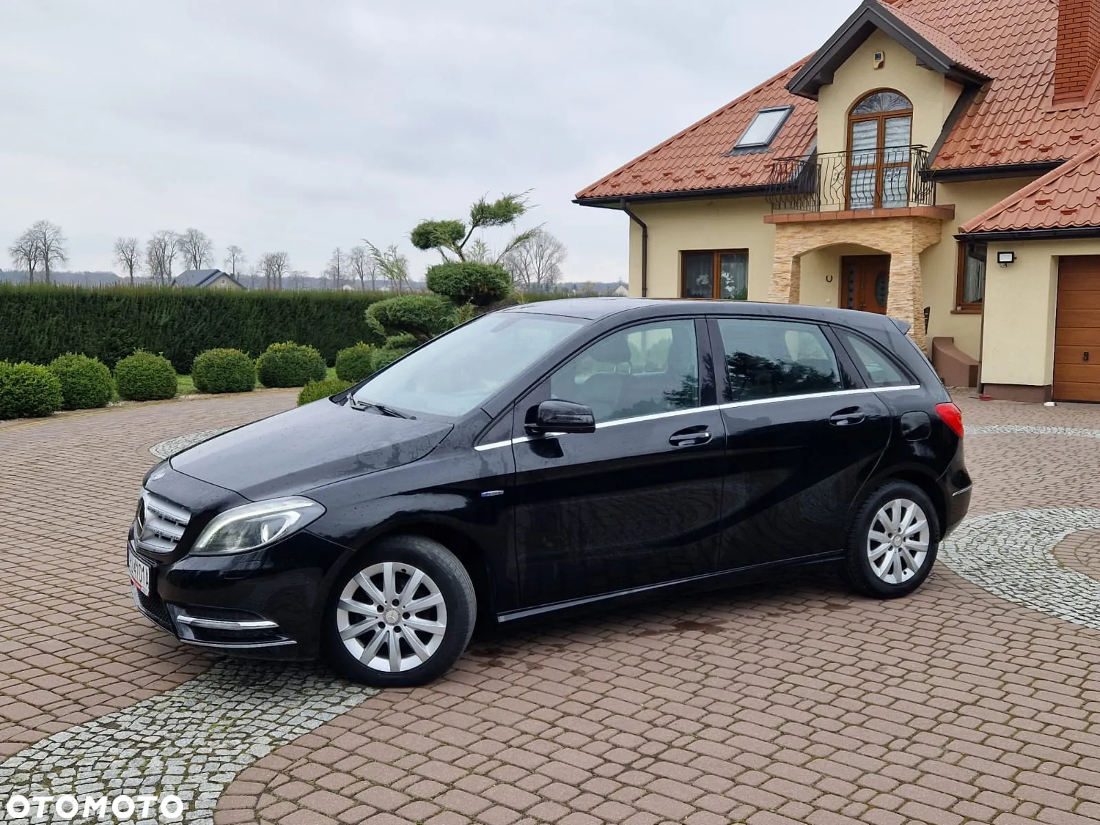 Mercedes-Benz Klasa B 180 BlueEFFICIENCY Edition - 11
