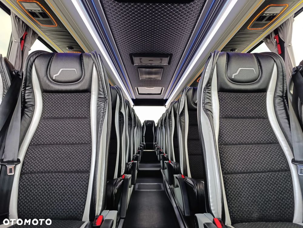 Iveco Mercus Daily 70C21 - 25