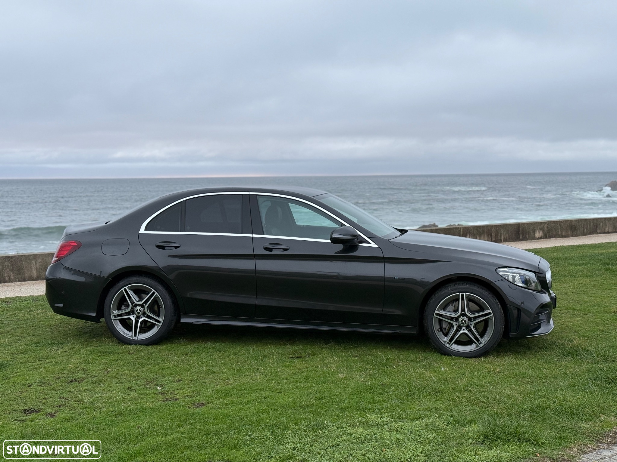 Mercedes-Benz C 300 de AMG Line - 13