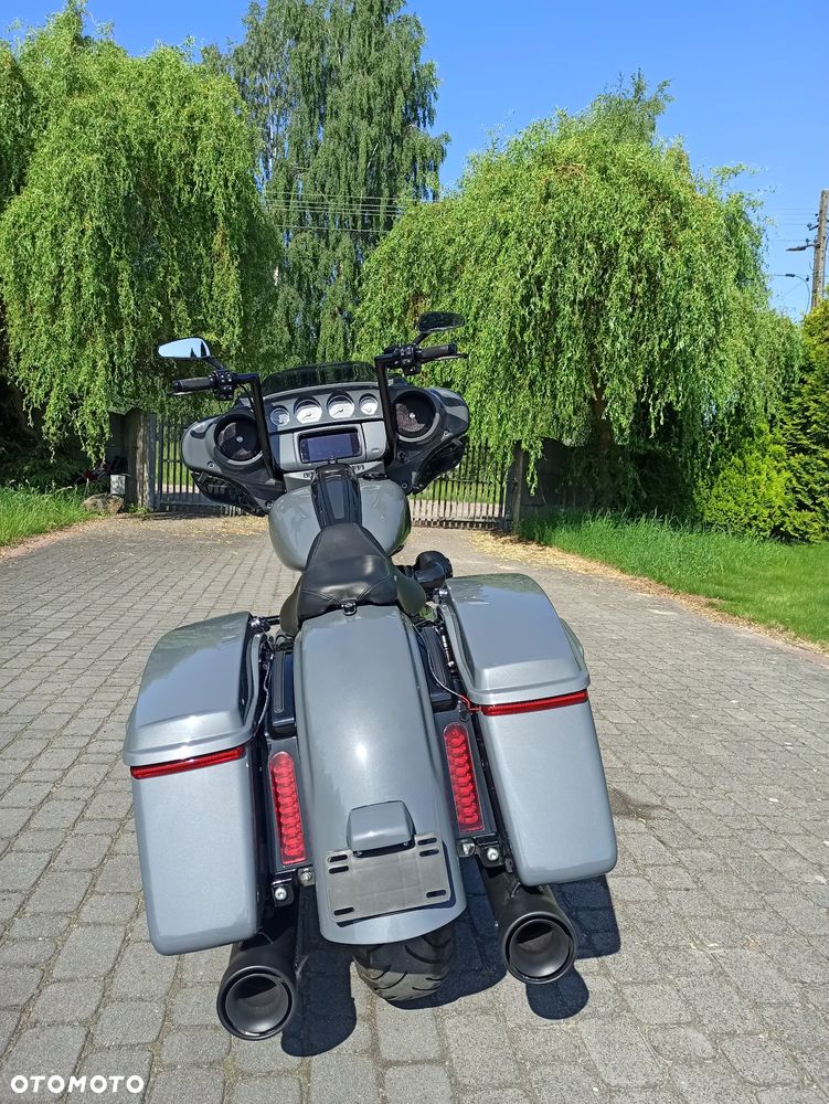 Harley-Davidson Touring Street Glide - 5