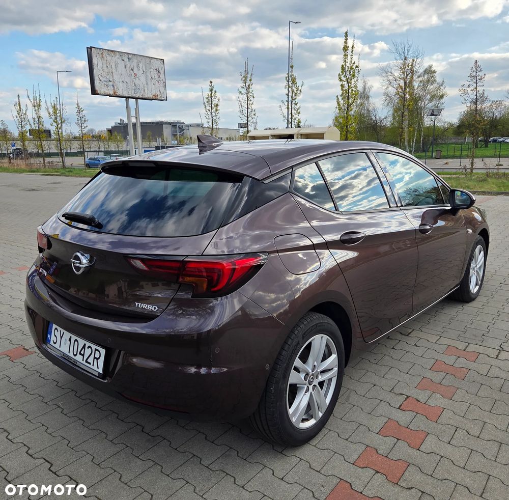 Opel Astra 1.4 T GPF Dynamic - 4