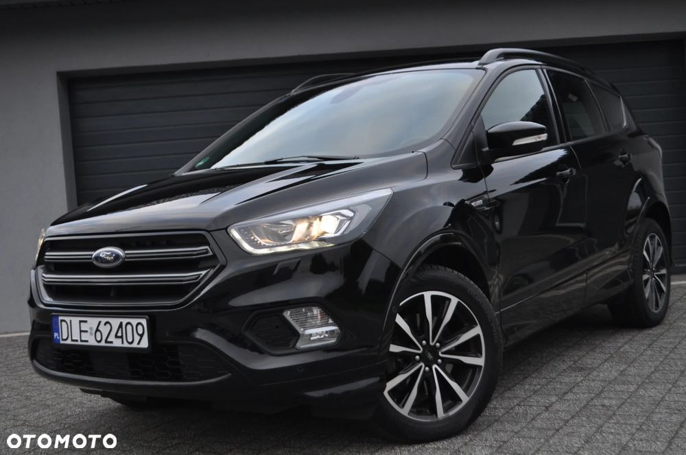 Ford Kuga 2.0 TDCi 2x4 ST-Line - 23