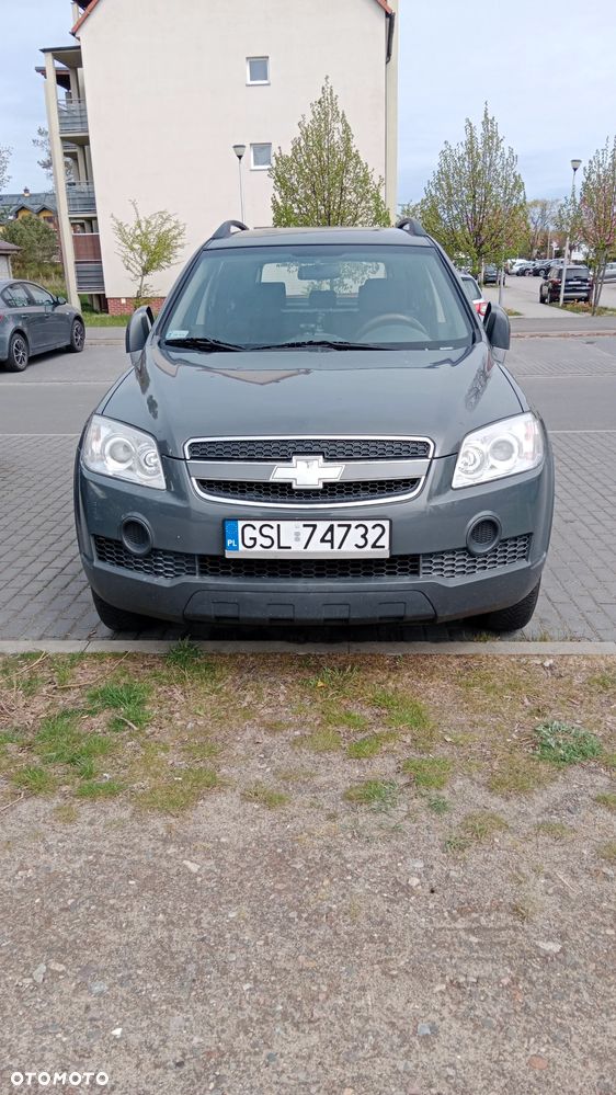 Chevrolet Captiva 2.4 LS - 3