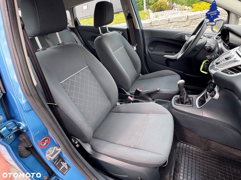 Ford Fiesta 1.25 Ambiente EU5 - 8