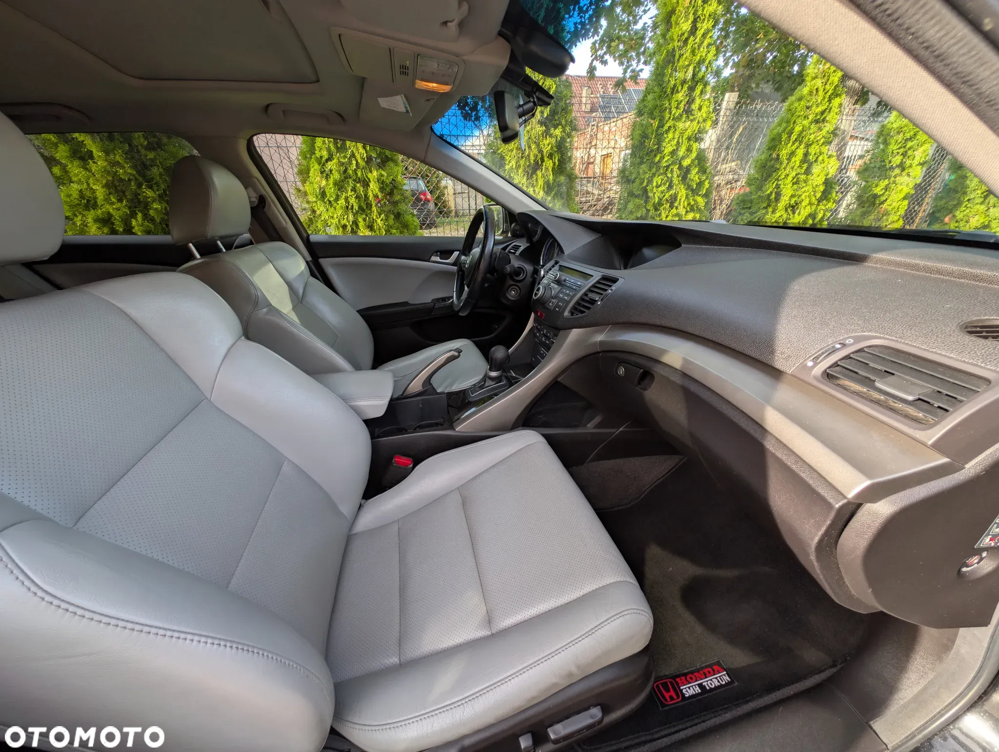 Honda Accord - 12