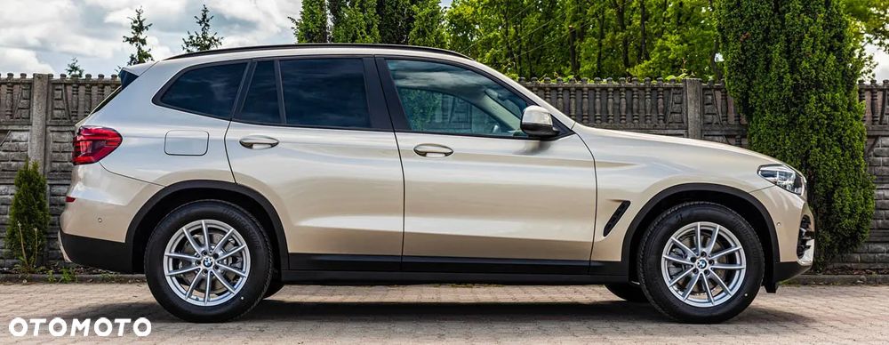 BMW X3 sDrive18d Advantage - 2