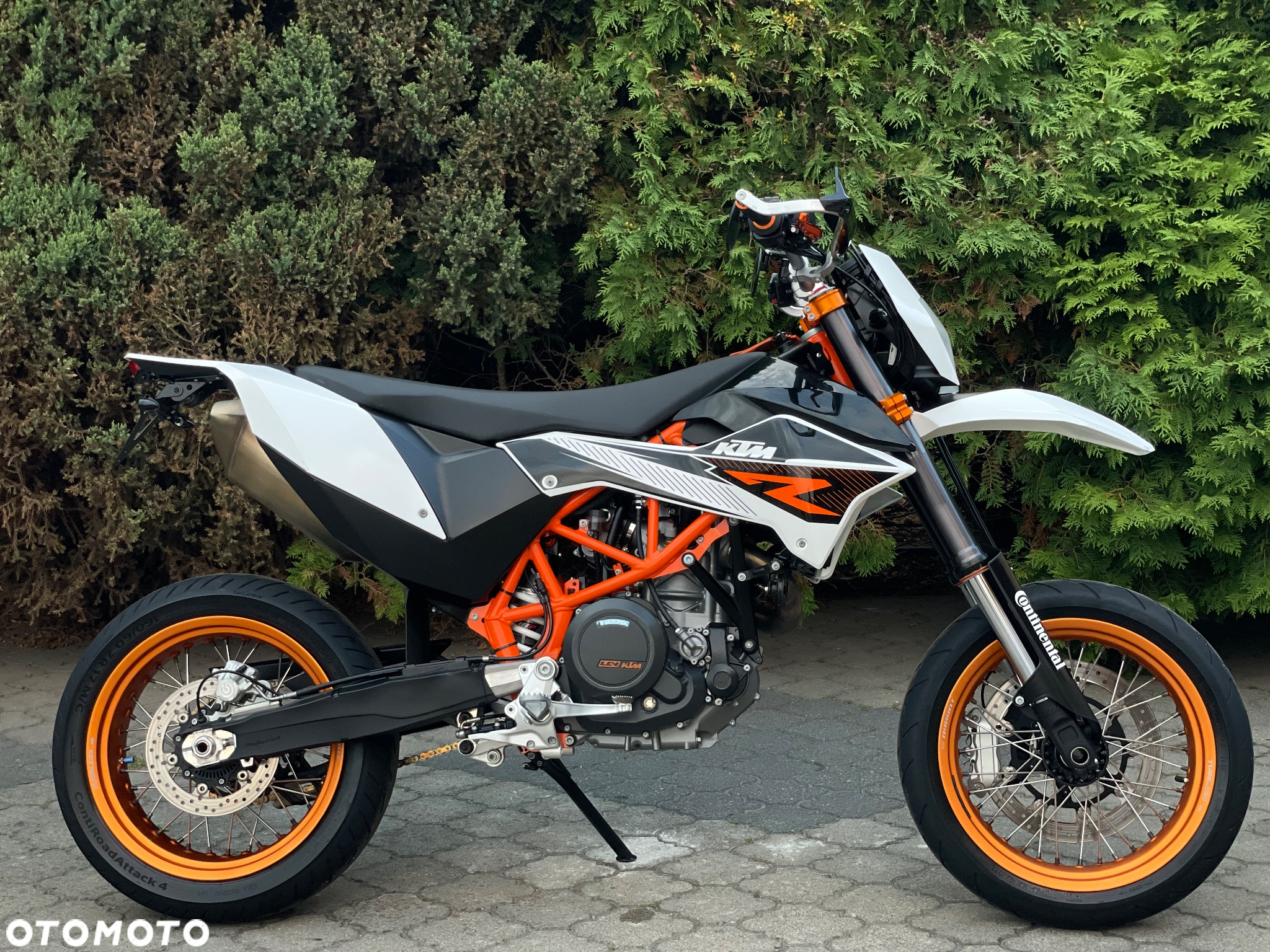 KTM SMC
