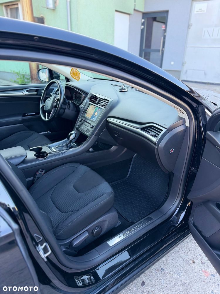 Ford Mondeo 2.0 TDCi Titanium PowerShift - 17