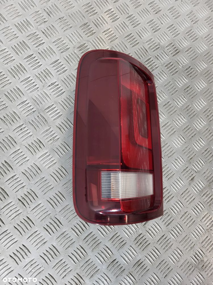 Vw Amarok Lampa Lewy Tył - 2
