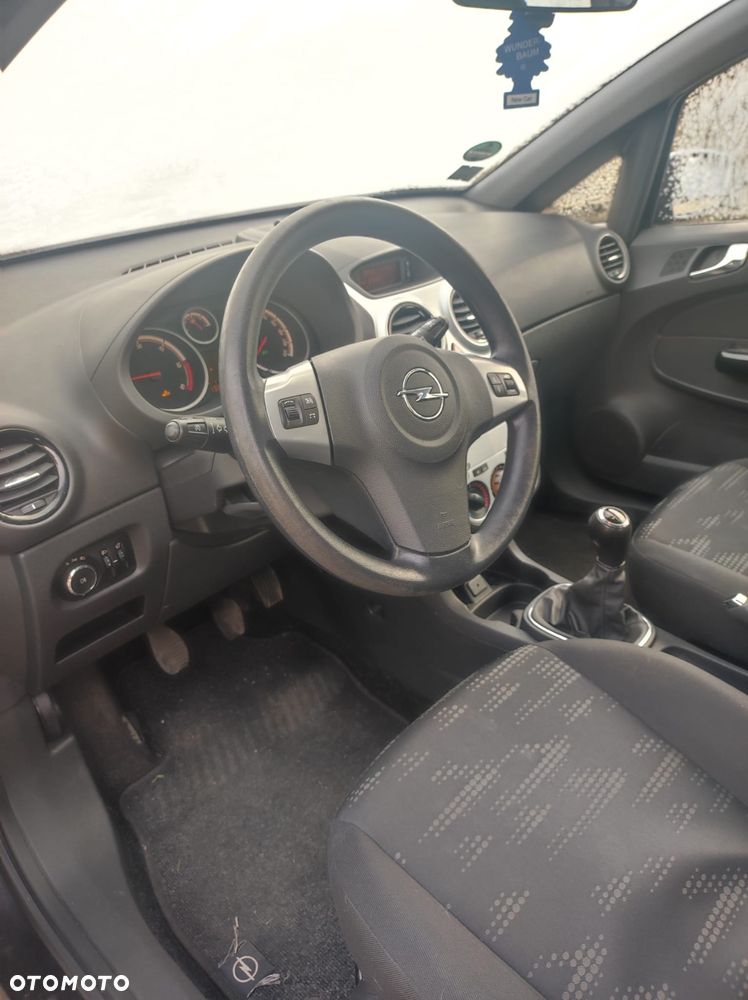 Opel Corsa - 7