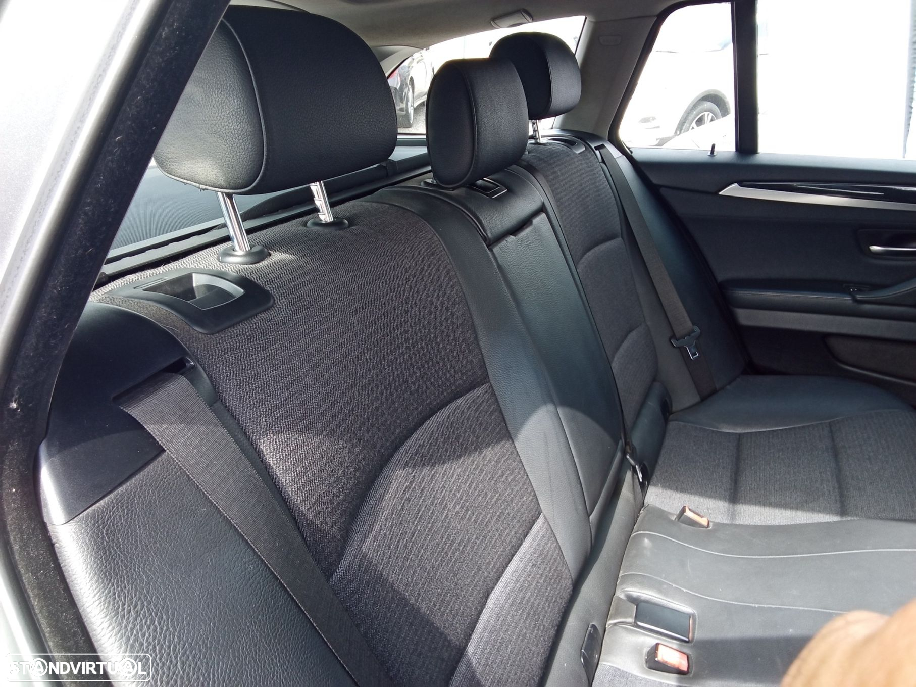 BMW 520 d Auto - 25