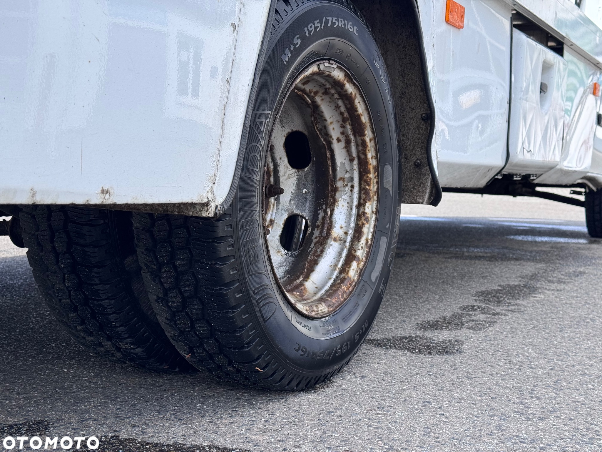 Ford Transit - 8