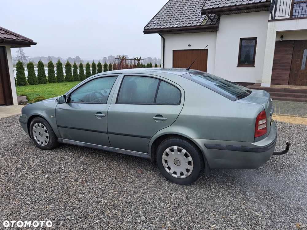 Skoda Octavia 1.9 TDI Ambiente - 4