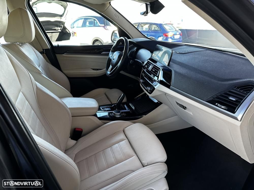 BMW X3 30 e xDrive xLine - 40