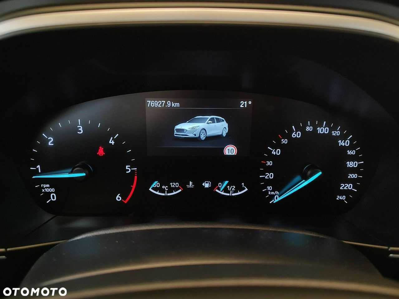Ford Focus - 13