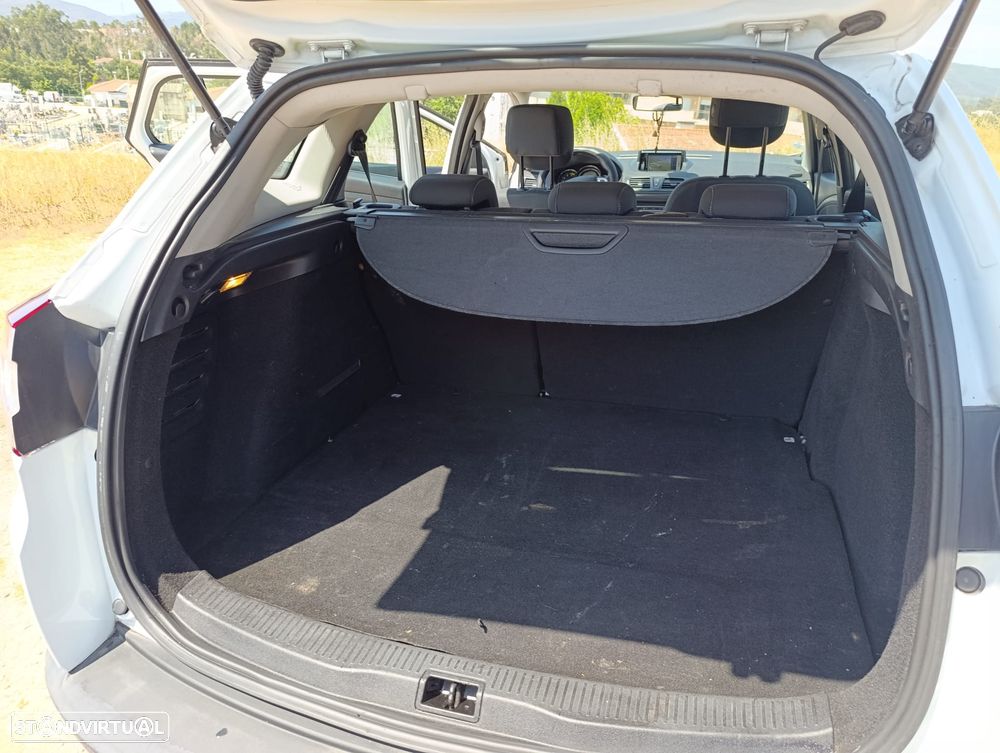 Renault Mégane Sport Tourer ENERGY dCi 110 Start & Stopp Paris Business - 16