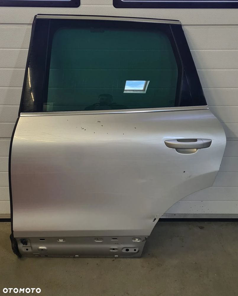 VW TOUAREG 7P 10-18R DRZWI LEWY TYŁ LX7W - 1