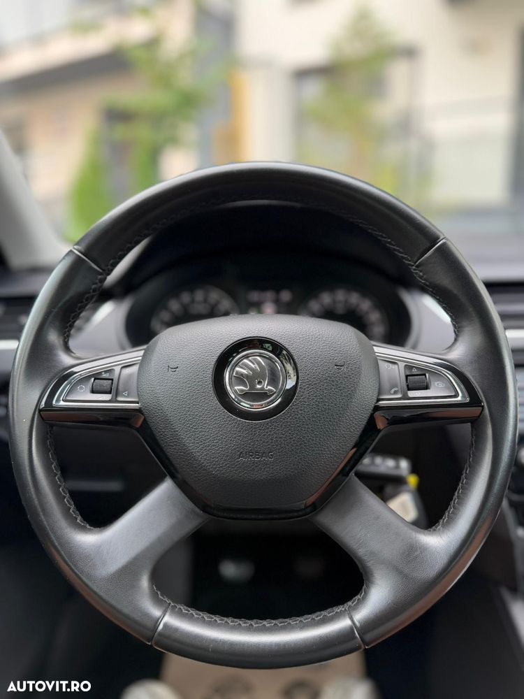 Skoda Octavia 1.6 TDI Greenline - 8