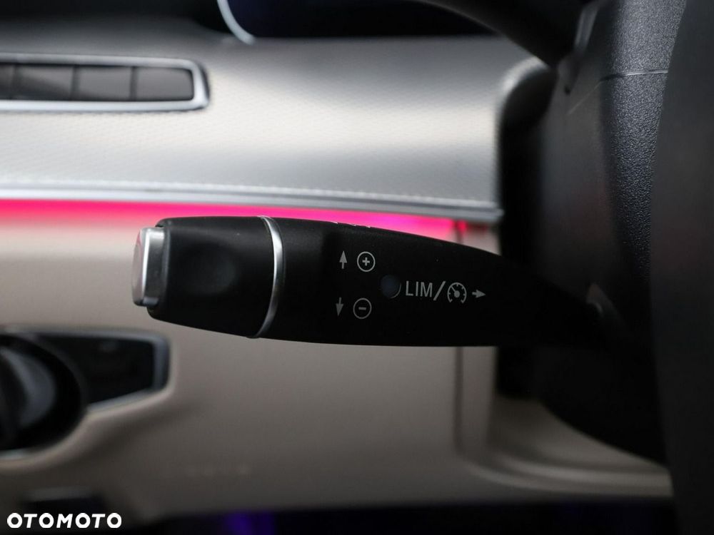 Mercedes-Benz Klasa E 200 d 9G-TRONIC Avantgarde - 36