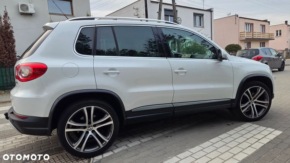 Volkswagen Tiguan - 21