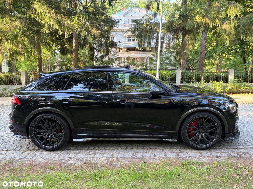 Audi RS Q8 - 16