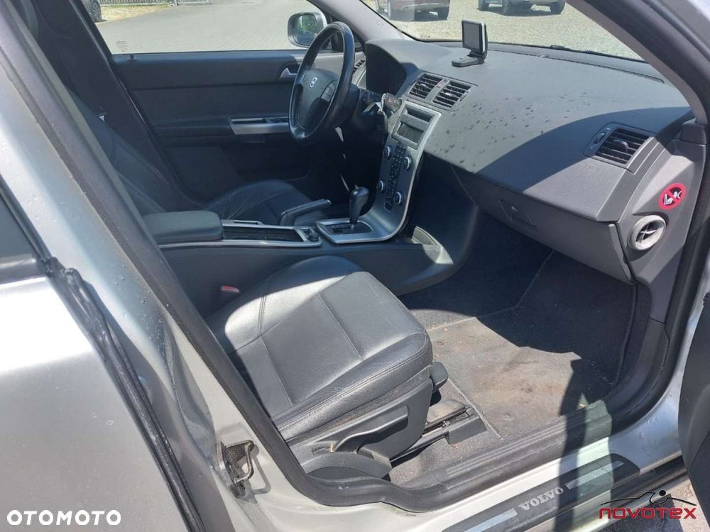 Volvo V50 - 8