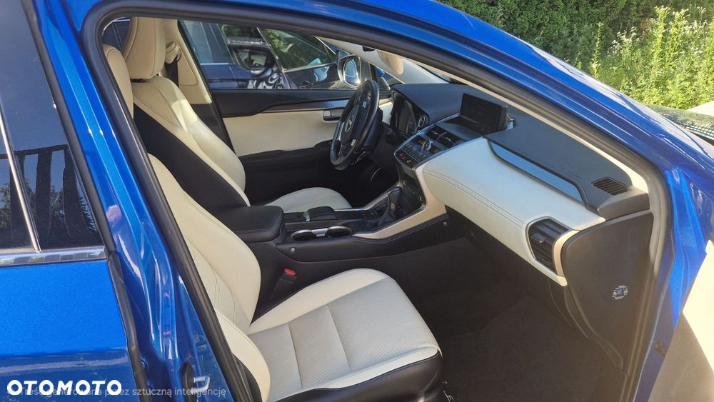 Lexus NX 300 Comfort AWD - 3