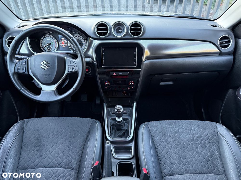 Suzuki Vitara 1.4 Boosterjet Premium 2WD - 11