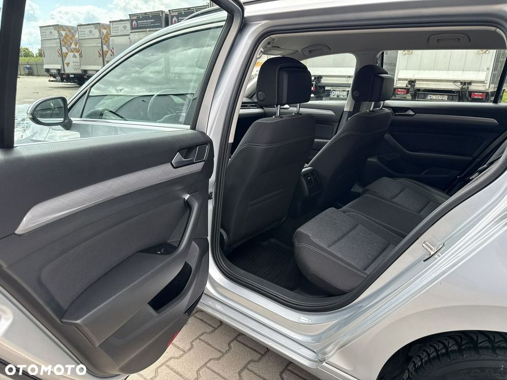 Volkswagen Passat 1.5 TSI EVO Business DSG - 14