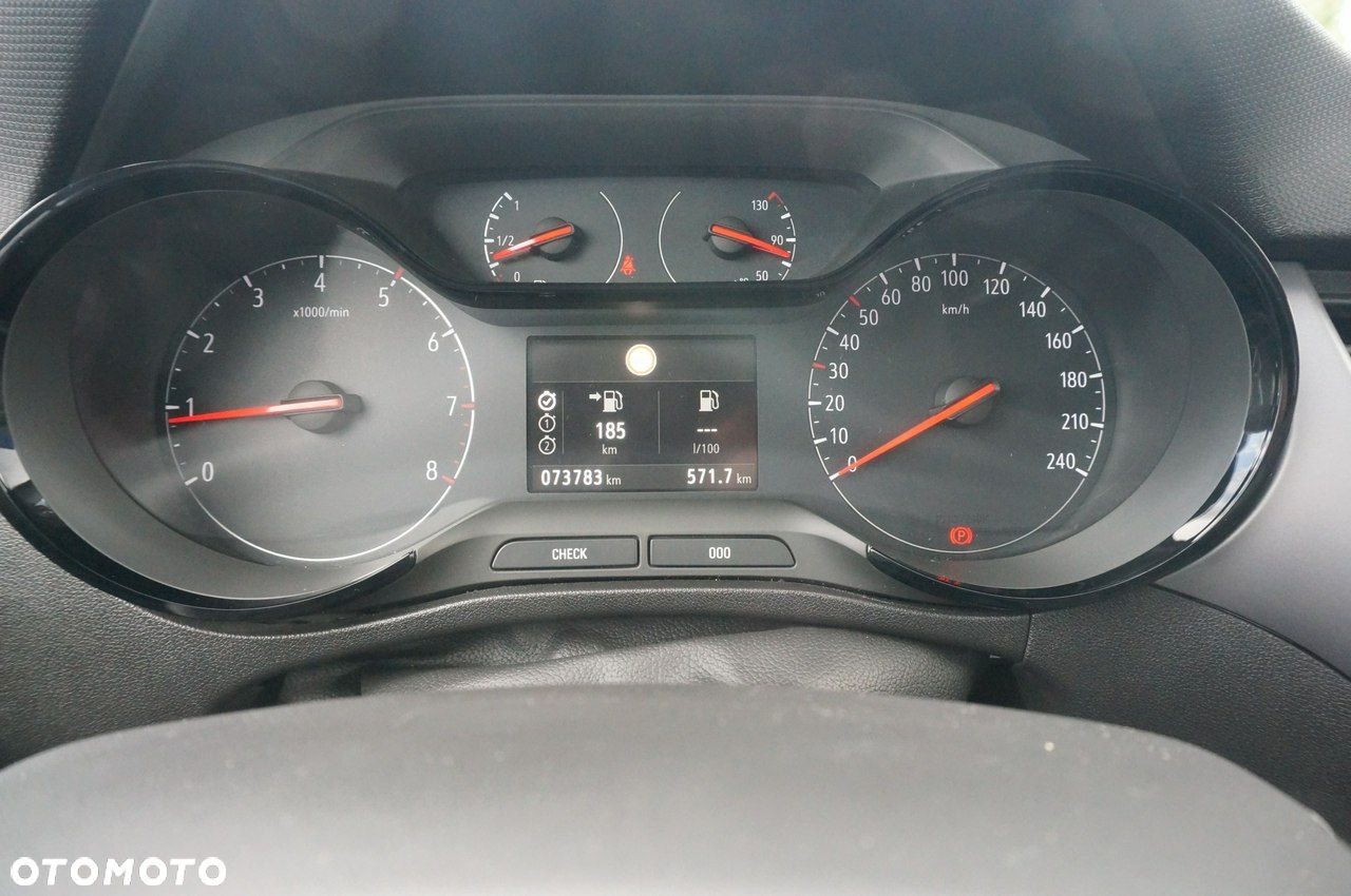 Opel Crossland X - 13