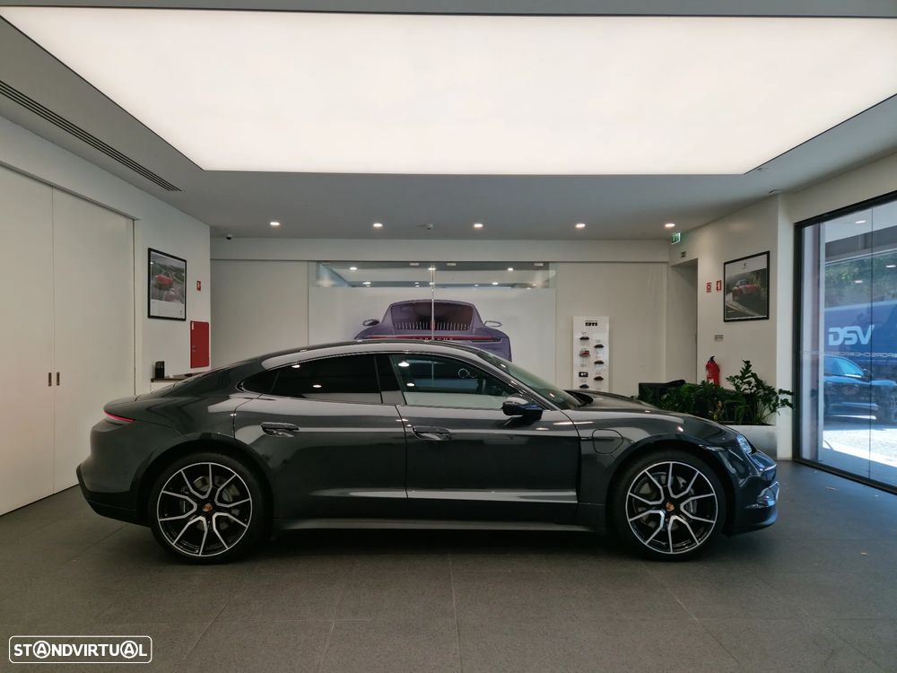 Porsche Taycan Standard - 8