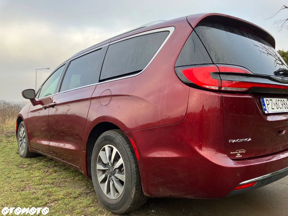 Chrysler Pacifica - 10