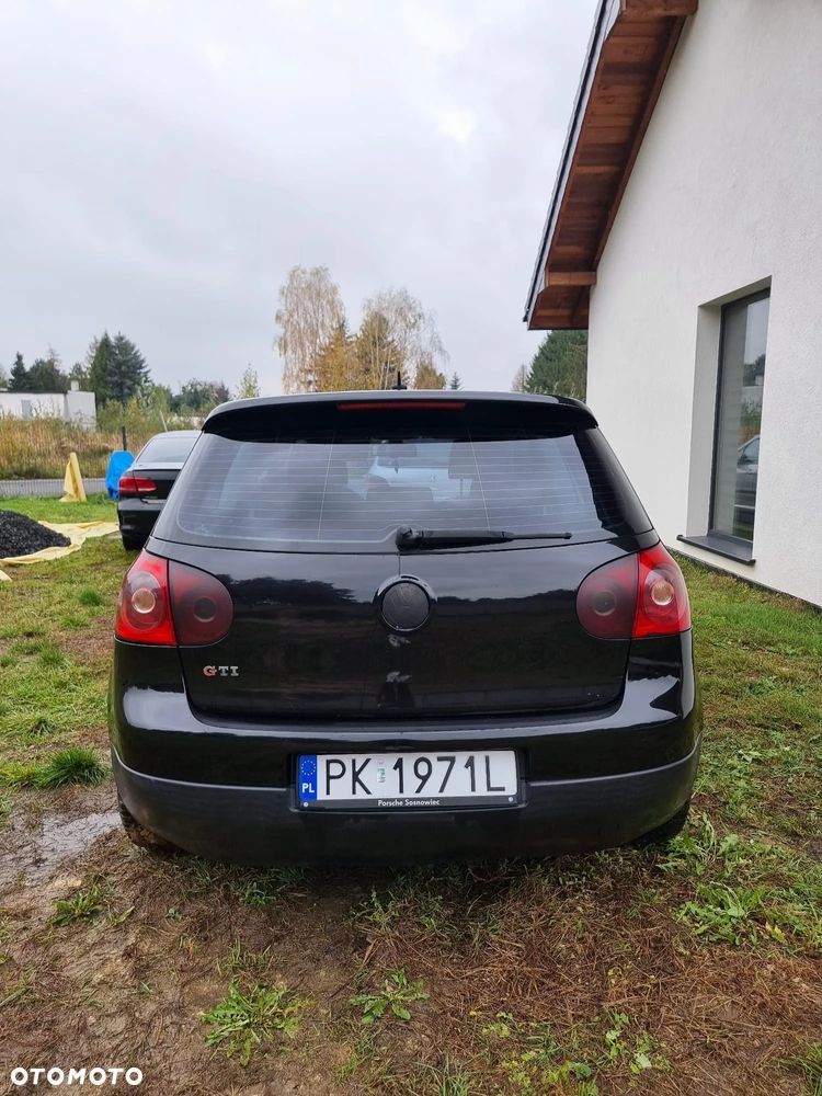 Volkswagen Golf V 1.9 TDI Comfortline - 12