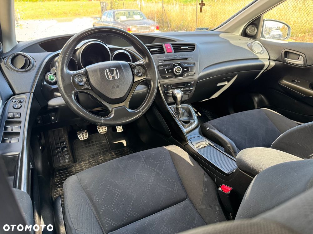 Honda Civic 1.8 Executive - 11