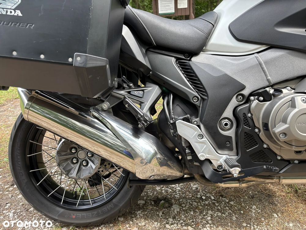 Honda VFR - 5