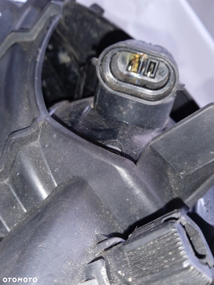 HALOGEN LEWY HYUDNAI I30 I - 3