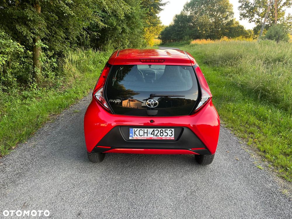 Toyota Aygo x-play - 5