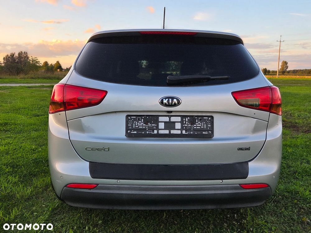 Kia Ceed 1.6 CRDi L Business Line DCT - 8
