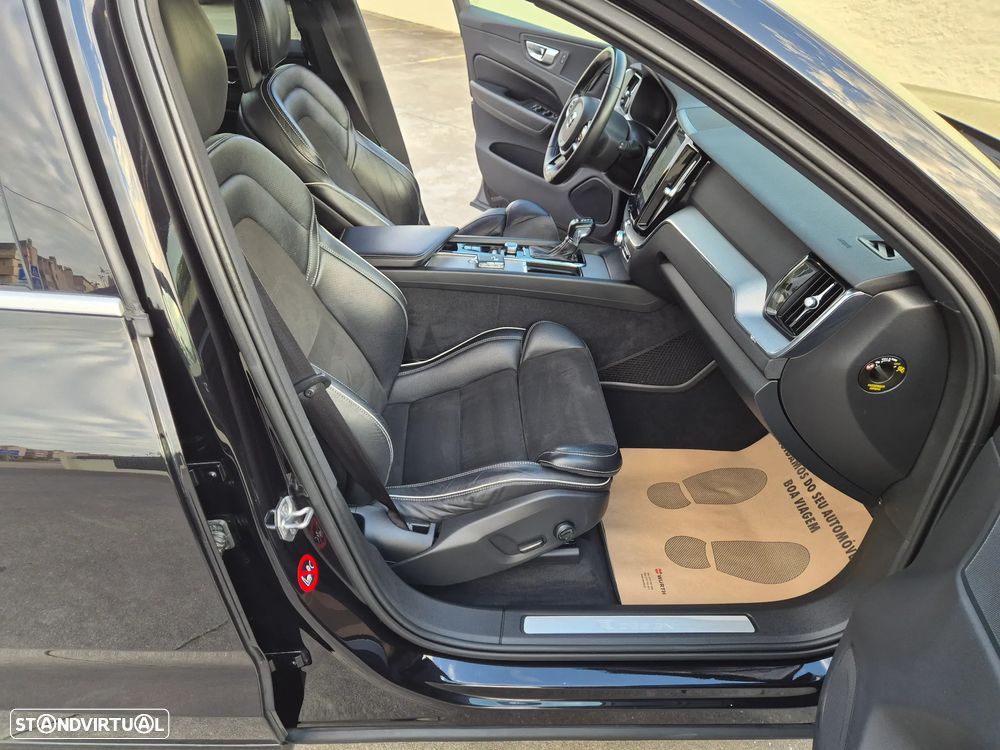 Volvo XC 60 2.0 D4 R-Design AWD Geartronic - 46