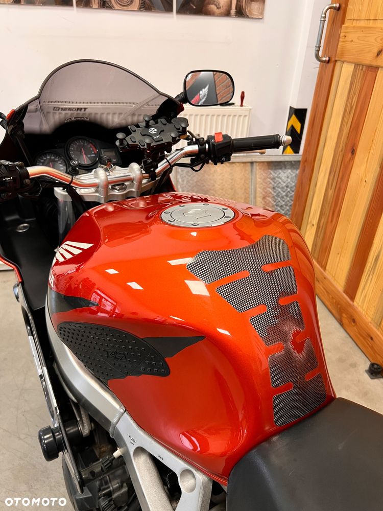 Honda CBR - 17