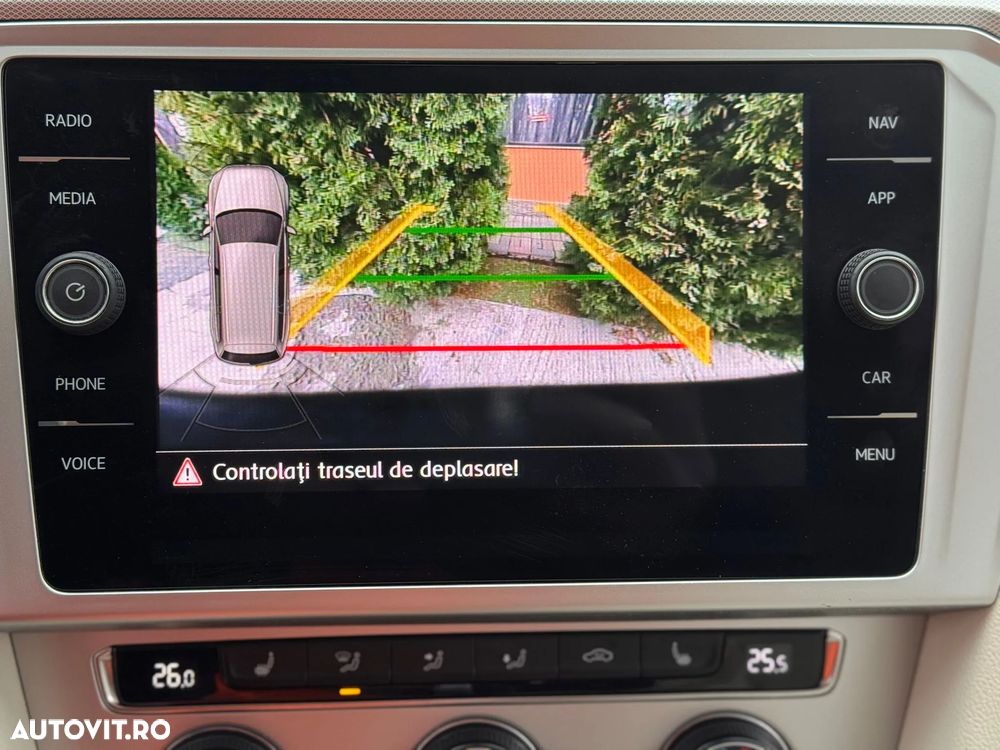 Volkswagen Passat Variant 2.0 TDI DSG (BlueMotion Technology) Highline - 14