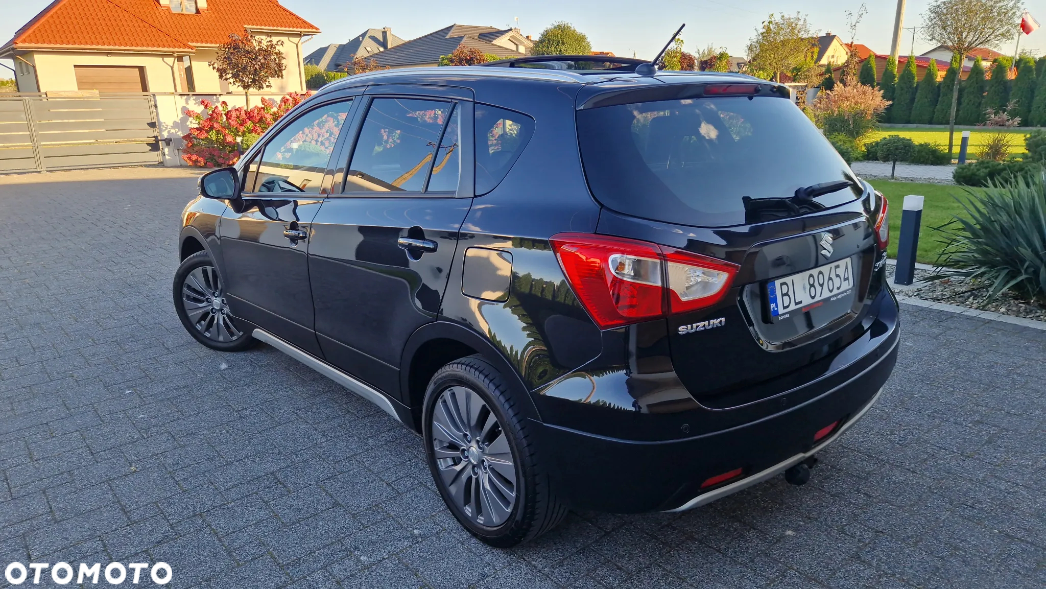 Suzuki SX4 S-Cross 1.6 DDiS 4x2 limited+ - 3