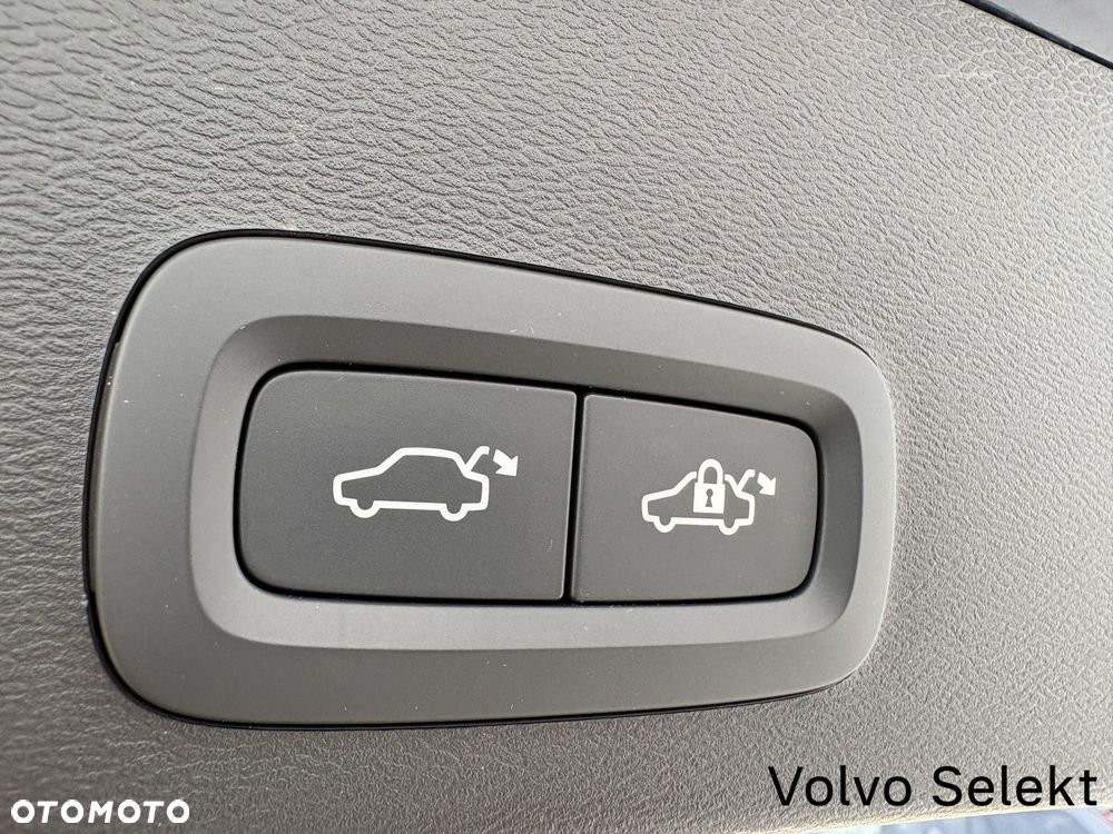 Volvo XC 40 - 29