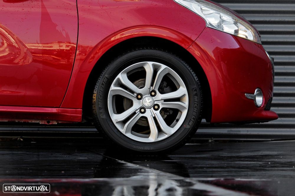 Peugeot 208 PureTech 82 Allure - 7