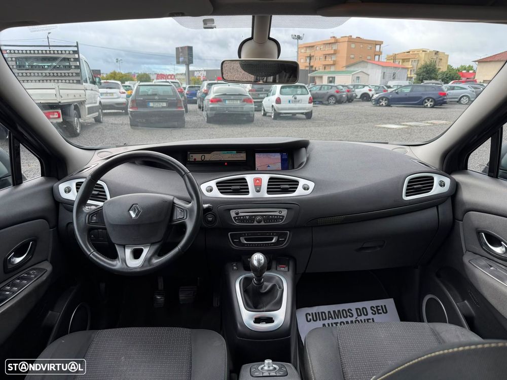 Renault Scénic 1.9 dCi FAP Dynamique - 23