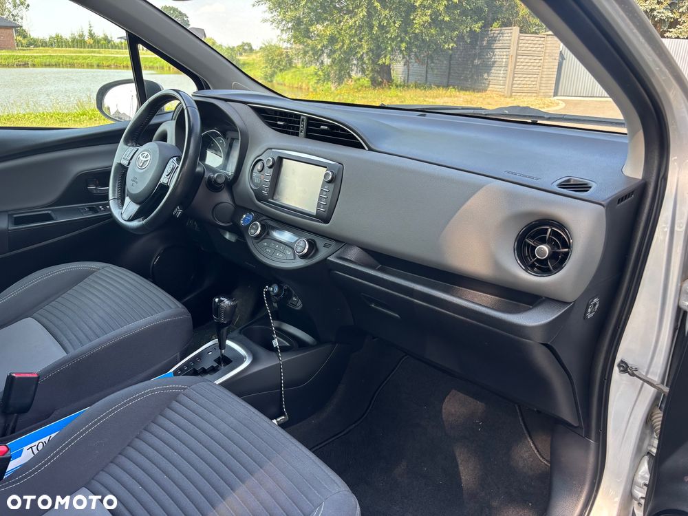Toyota Yaris 1.5 VVT-i - 21