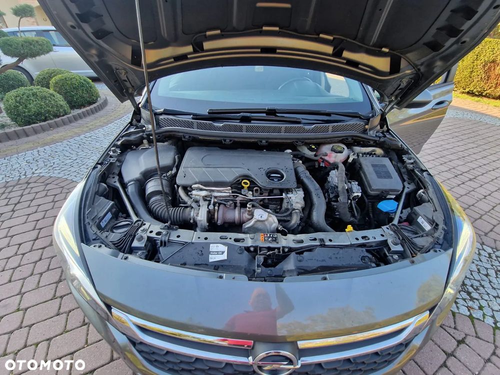 Opel Astra 1.6 CDTI Sports Tourer Active - 26