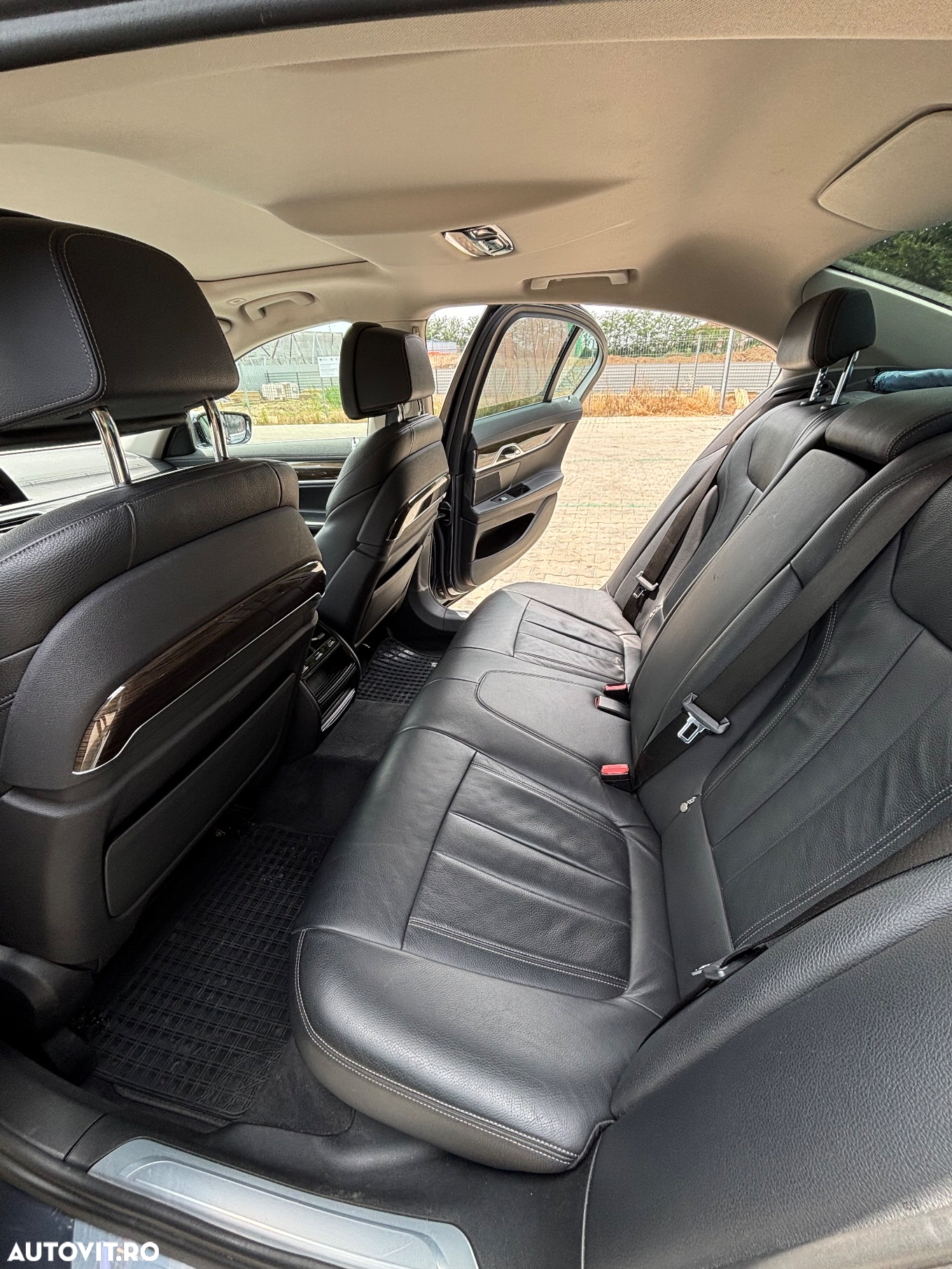 BMW Seria 7 730d - 12
